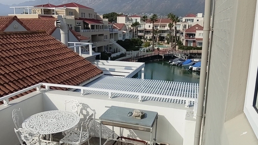 3 Bedroom Property for Sale in Harbour Island Western Cape